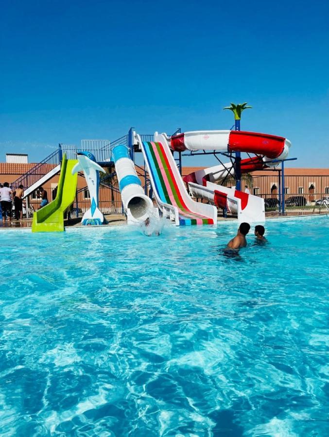Hotel & Resort Golden Marina 廷布 外观 照片