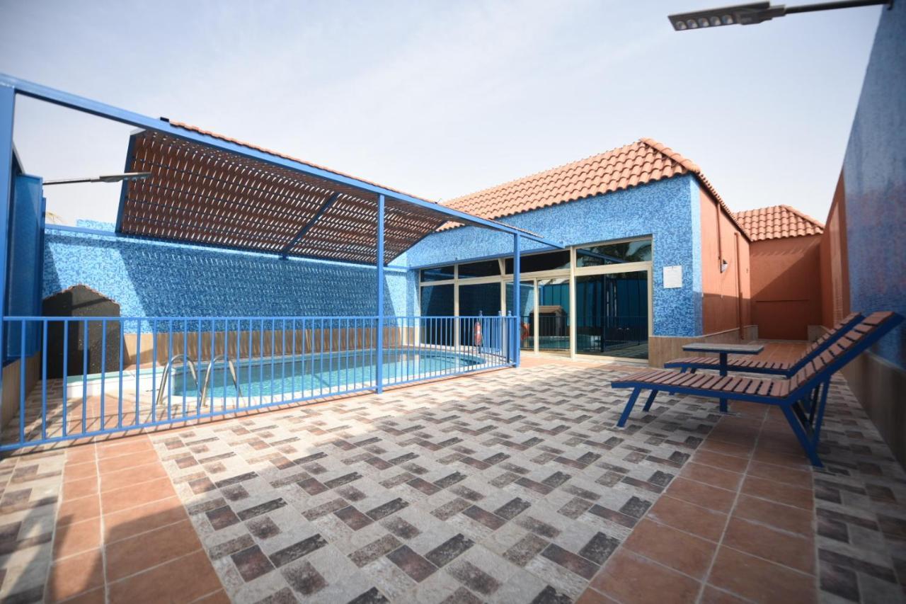 Hotel & Resort Golden Marina 廷布 外观 照片