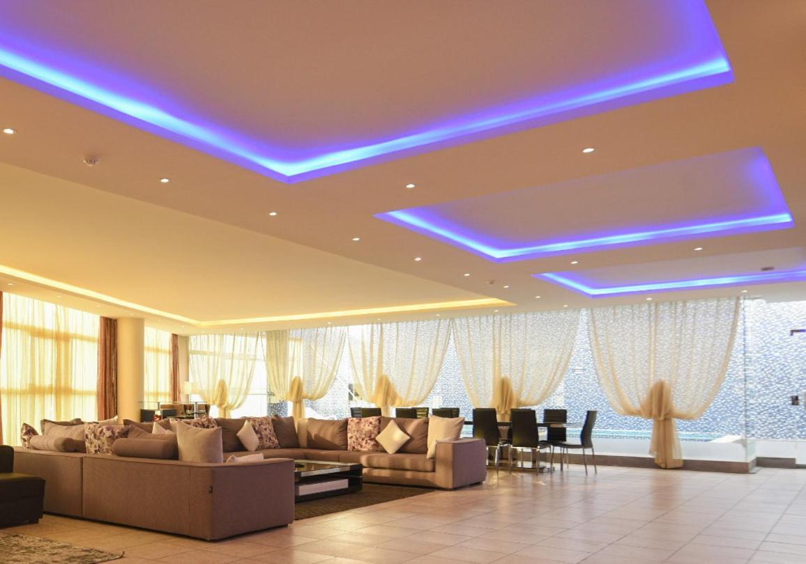 Hotel & Resort Golden Marina 廷布 外观 照片