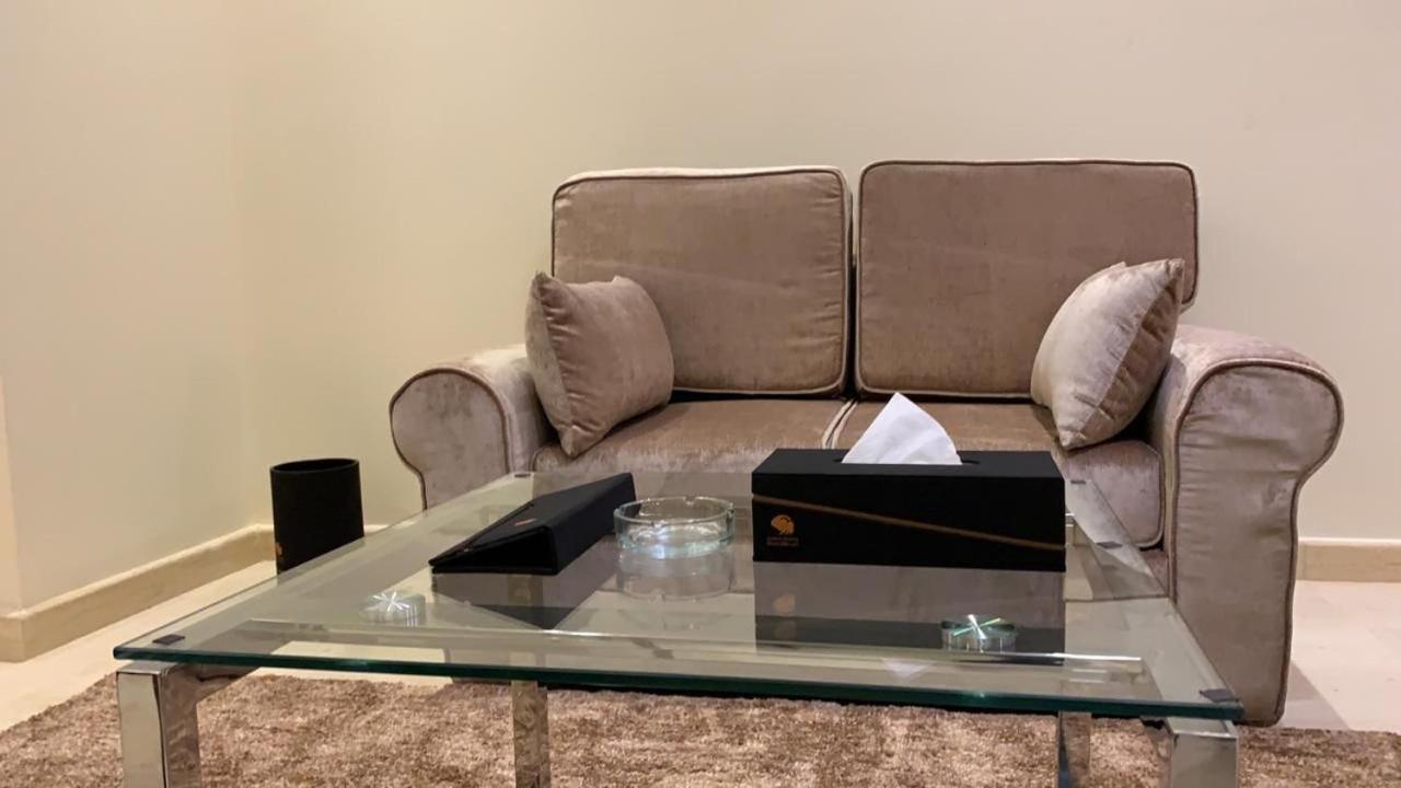 Hotel & Resort Golden Marina 廷布 外观 照片