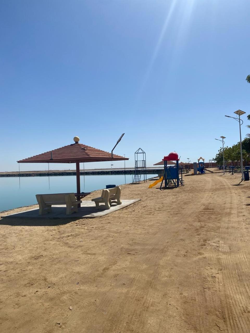 Hotel & Resort Golden Marina 廷布 外观 照片